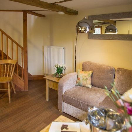 Weir Cottage Maidstone Esterno foto
